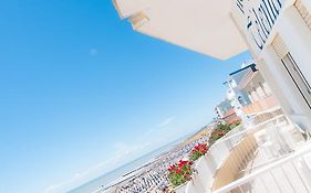 Hotel Telenia